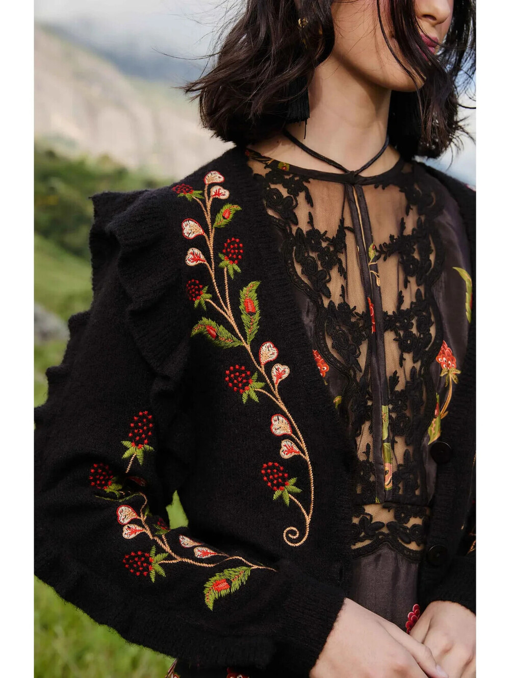 NEW, Farm Rio Berry Embroidered Ruffle Cardigan in Black Sz M #T4052 - Picture 3 of 10